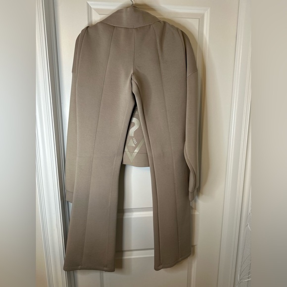 Guess set - 2 in 1 - Picture 3 of 6